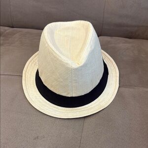 H&M Classic Cream Fedora Hat with Black Band